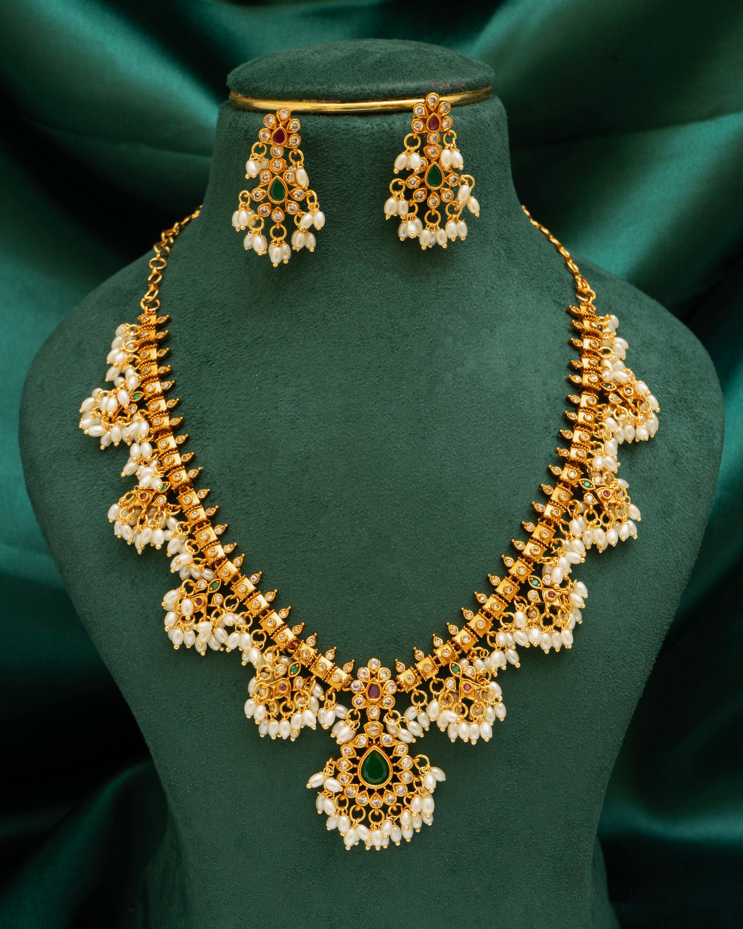 Antique Guttu Pusalu Necklace Set